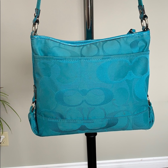 Beautiful Blue Coach Crossbody - Picture 2 of 4